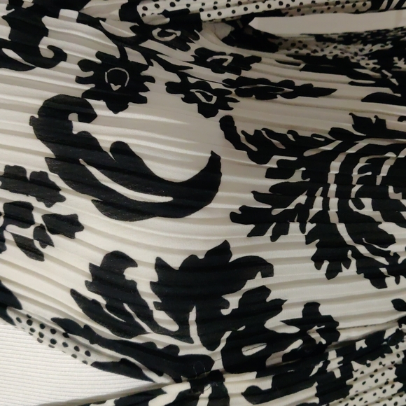 Women blouse - Picture 3 of 5